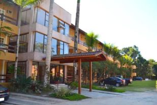 Flat no Amarilis Riviera de São Lourenço rt005