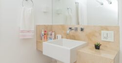 Apartamento pé na areia Riviera frente para o Mar rt026