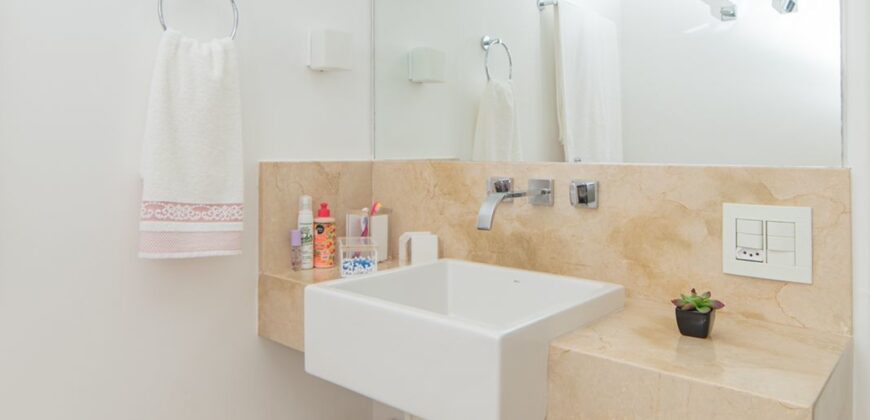 Apartamento pé na areia Riviera frente para o Mar rt026