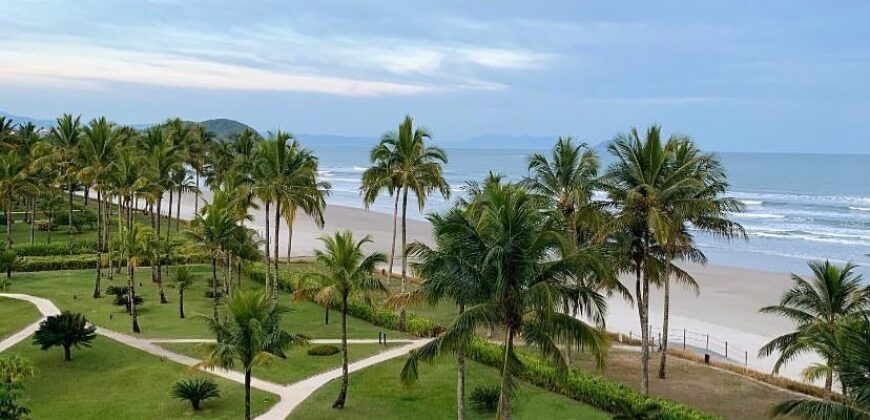 Apartamento pé na areia Riviera frente para o Mar rt026